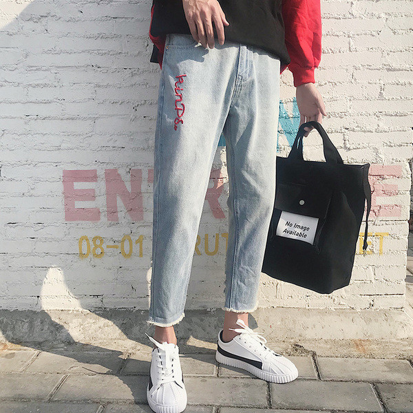 Blugi sport pentru bărbați în stil liber cu o inscripție colorată în două culori