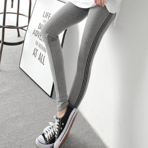 Jambiere de dama de zi cu zi in diferite culori cu inscriptii, potrivite pentru sport