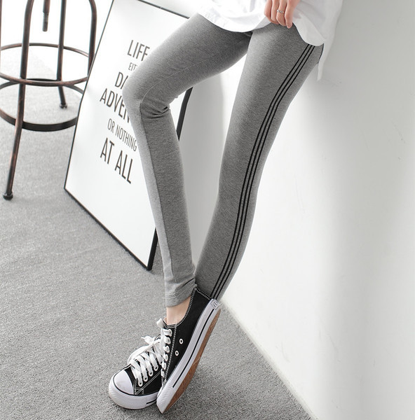 Jambiere de dama de zi cu zi in diferite culori cu inscriptii, potrivite pentru sport