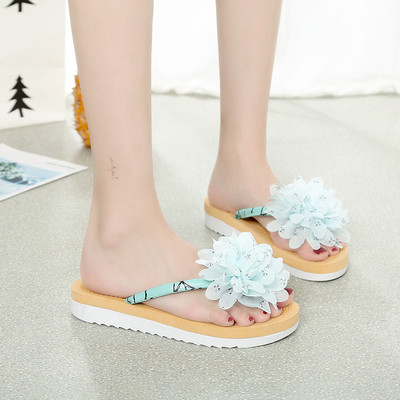 Γυναικείες παντόφλες με επίπεδη σόλα με floral μοτίβο