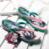 Papuci de dama cu talpa plate si motive florale