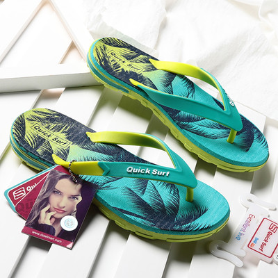 Papuci de dama cu talpa plate si motive florale