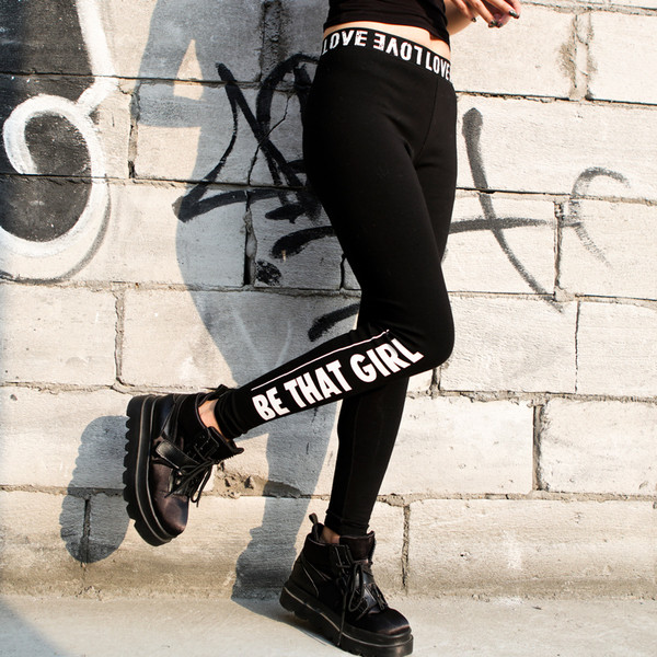 Jambiere de damă de zi cu zi în negru cu inscripții