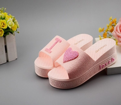 Papuci dama cu talpa inalta si imprimeu 3D