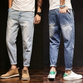 Sima, szabad fazonú férfi farmer, mély zsebekkel, két színben