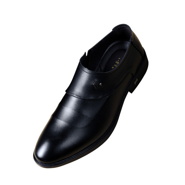 Tiszta elegáns férficipő két klasszikus színben