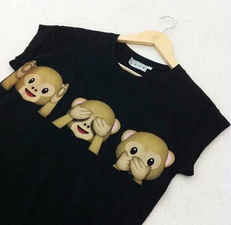 Aktuális női blúz színes nyomattal - több modell