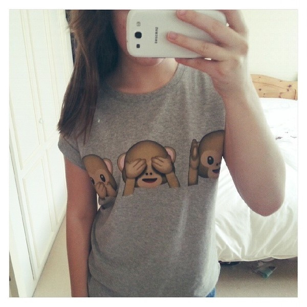 Aktuális női blúz színes nyomattal - több modell