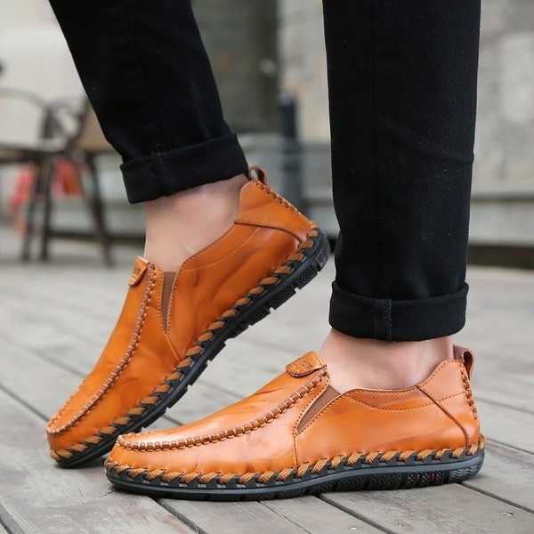 Mocasini barbatesti cu sireturi si talpa de cauciuc