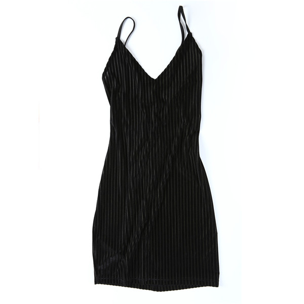 Elegáns női ruha a testen mély nyakkivágással, csupasz háton megkötős