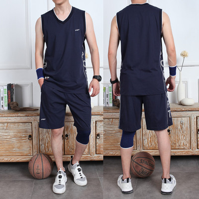 Мъжки баскетболен екип от две части в няколко цвята