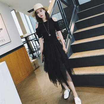 Γυναικεία μοντέρνα φούστα  από  τούλι με μήκος κάτω από τα γόνατα