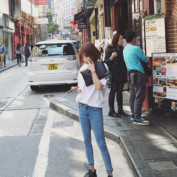 Tricou casual dama in alb si negru