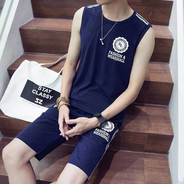 Echipă sportivă masculină actuală din două părți-tank top + pantaloni scurți, două modele în mai multe culori