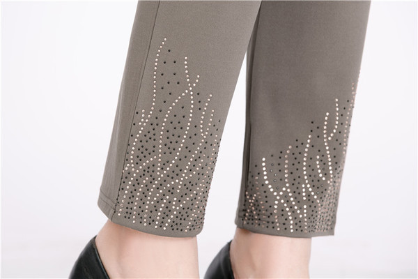Pantaloni slim dama model lat in mai multe culori cu pietre decorative
