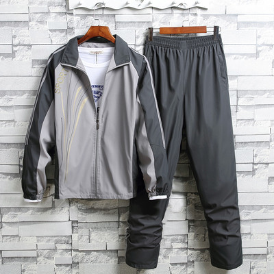 Αθλητική ανδρική φόρμα με πολύχρωμη μπορντούρα και μπλούζα από δύο τεμάχια + παντελόνι σε τρία χρώματα