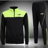 Σύγχρονό ανδρικό αθλητικό σετ με και χωρίς κουκούλα, δύο μοντέλα σε δύο χρώματα