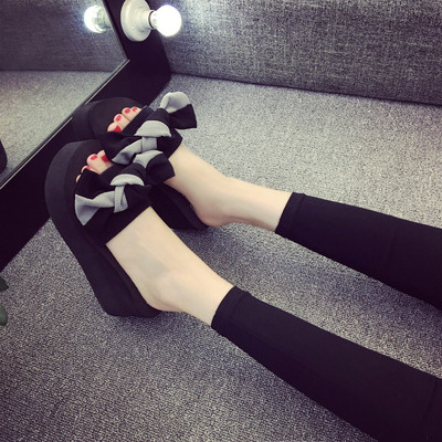 Papuci moderni de dama - doua modele in mai multe culori