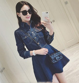 Kivágott farmerruha, hosszú ujjú két színben