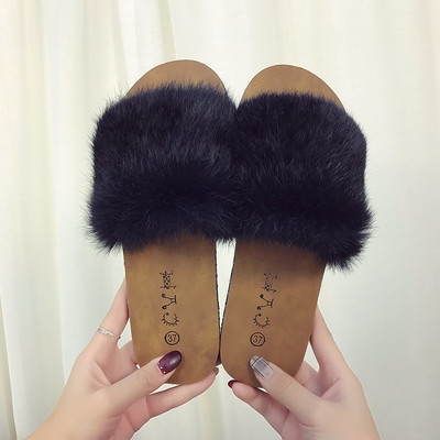 Μοντέρνες γυναικείες παντόφλες με επίπεδη χαμηλή σόλα σε τρία χρώματα