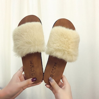 Μοντέρνες γυναικείες παντόφλες με επίπεδη χαμηλή σόλα σε τρία χρώματα