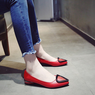 Pantofi jos de dama, potriviti pentru uzul de zi cu zi cu decor metalic interesant, doua modele in mai multe culori