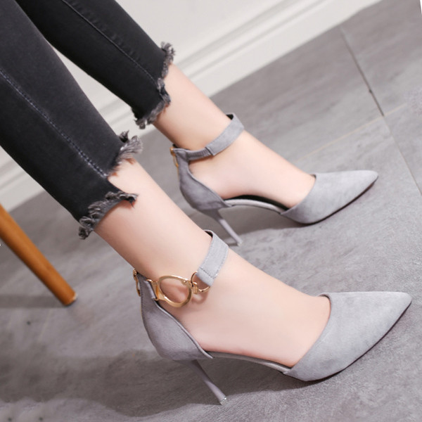 Pantofi eleganti de dama ascutit cu toc subtire cu inchidere metalica interesanta in trei culori