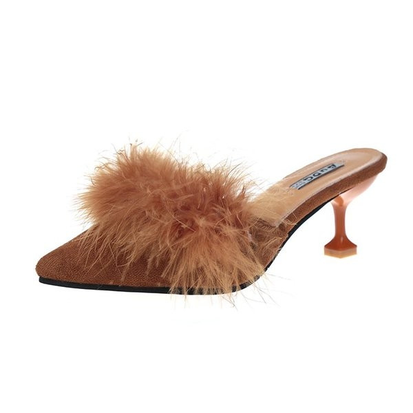 Modern női papucs lefelé zárt modell, alacsony sarkú cipővel több színben