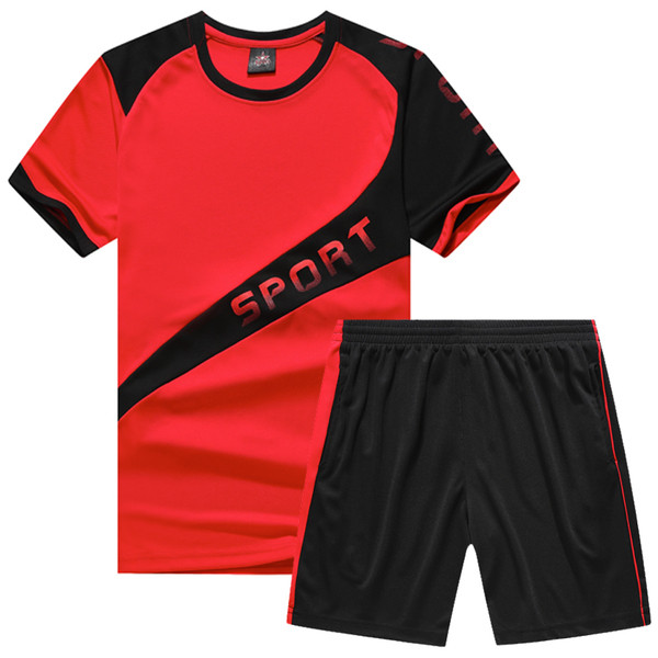 Echipa de sport masculin de vară în două părți cu inscripția-tricou + pantaloni scurți, două modele în culori diferite