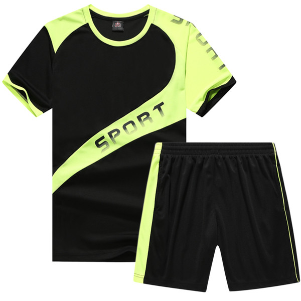 Echipa de sport masculin de vară în două părți cu inscripția-tricou + pantaloni scurți, două modele în culori diferite