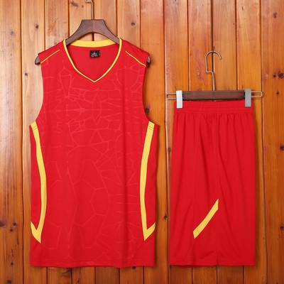 Αθλητική, αναπνεύσιμη φόρμα  μπάσκετ σορτς  και αμάνικο σε διάφορα χρώματα