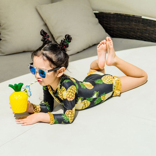 Κομψό μαγιό πλήρους μήκους για κορίτσια με μακριά μανίκια και εκτύπωση