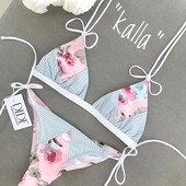 Γυναικείο μαγιό από δύο μέρη ριγέ και floral μοτίβο