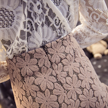 Fusta de dama scurta din dantela cu buzunare decorative si volan in trei culori