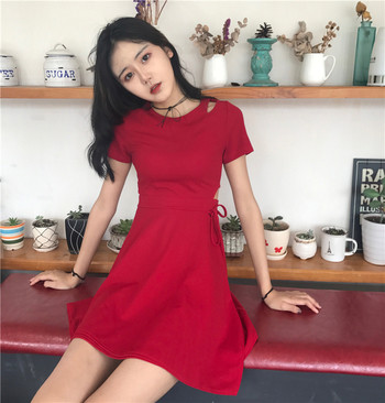 Rochie de dama cu gaura in talie si cravate in doua culori