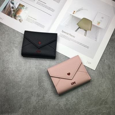 Стилен дамски портфейл с мини апликация сърце и надпис в два цвята