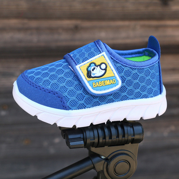 Adidași de vară pentru copii două modele în culori diferite potrivite pentru fete și băieți