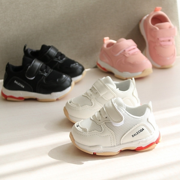 Детски маратонки в различни цветове 