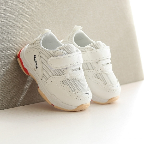 Детски маратонки в различни цветове 