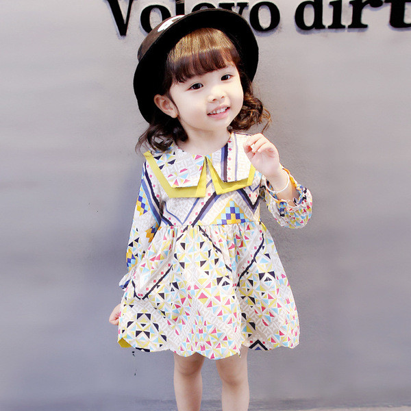 Παιδικό  φόρεμα με ενδιαφέρον κολάρο