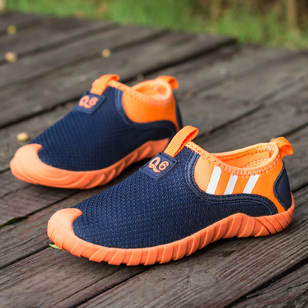 Adidasi de vara in trei modele pentru baieti si in culori diferite