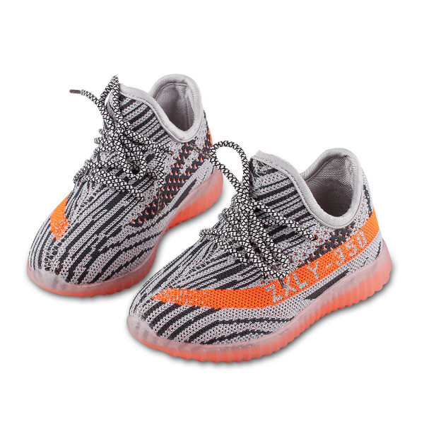 Καθημερινά παιδικά πάνινα παπούτσια σε διάφορα χρώματα με συνδέσμους κατάλληλα για αγόρια και κορίτσια