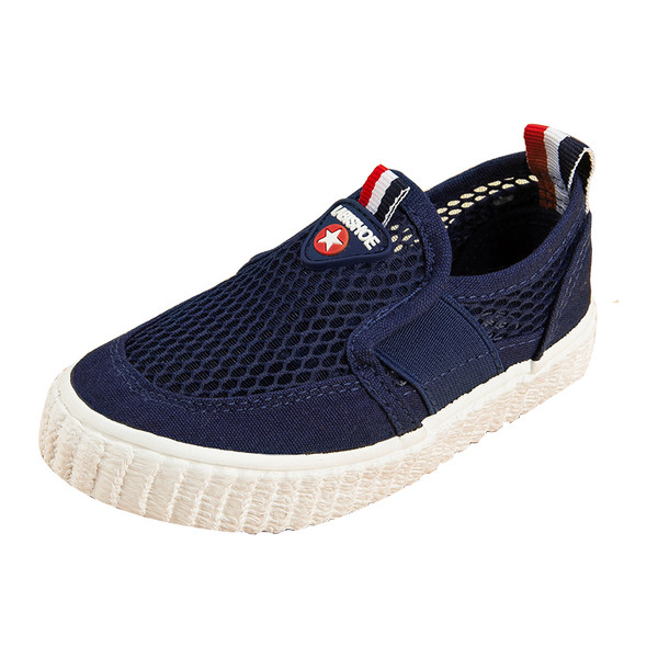 Αθλητικά πάνινα παπούτσια σε διάφορα χρώματα κατάλληλα για αγόρια και κορίτσια