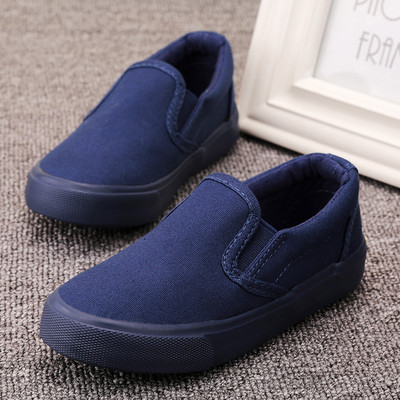 Tenisi de copii curați pentru fete în trei culori potrivite pentru utilizarea de zi cu zi