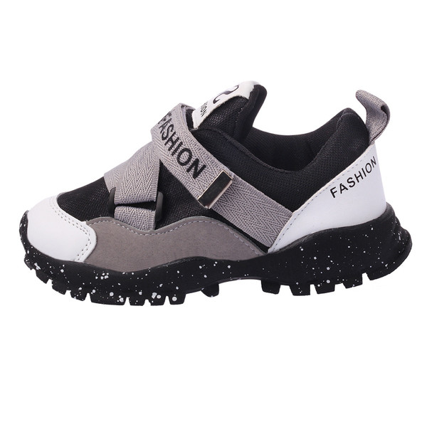 Modern gyermek tornacipő három színben, durva talppal, alkalmas fiúknak és lányoknak