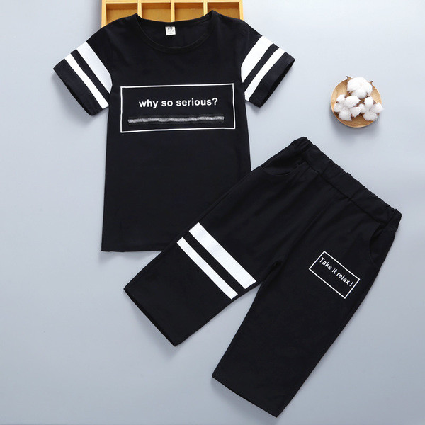 Set copii pentru baieti in doua parti cu inscriptie in trei culori