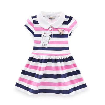 Gyerekruha rövid ujjal, széles csíkokkal és rátéttel