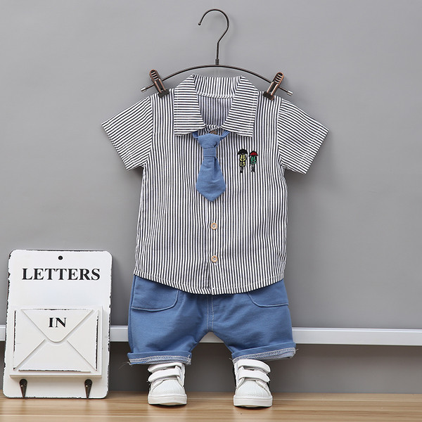 Gyerekkészlet fiúknak két részes mini applikációval több színben