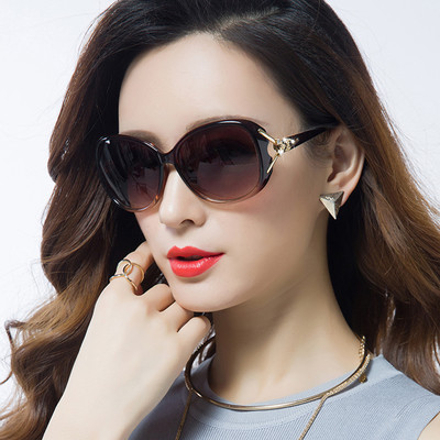 Κομψά γυναικεία γυαλιά ηλίου με πέτρες σε διάφορα χρώματα