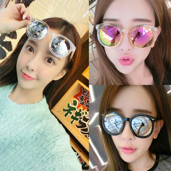 Ochelari actuali de dama cu reflexii in oglinda in multe culori